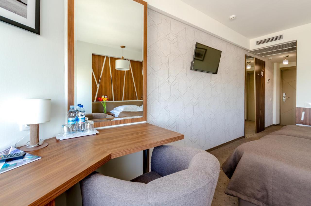 Tourist Hotel Complex Kyiv Exterior photo